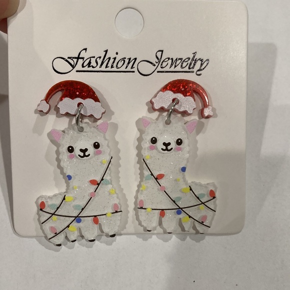 Christmas Llama Earrings - NEW - Picture 3 of 3